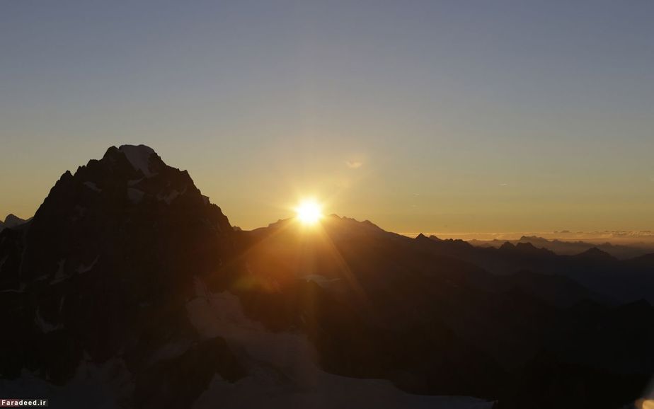 طلوع آفتاب مون بلان