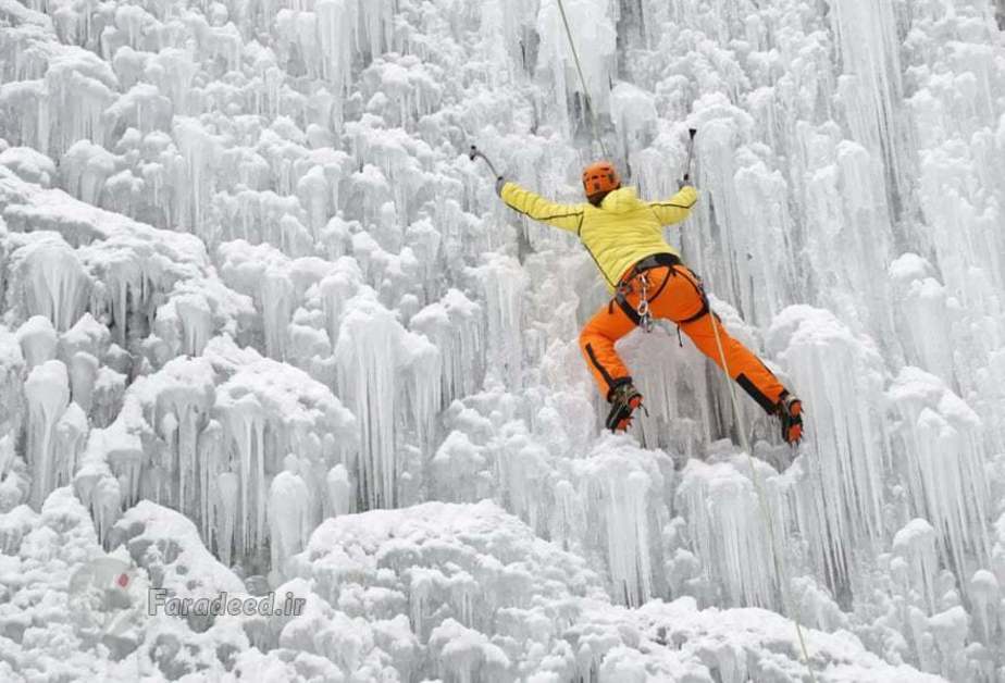 بالا رفتن از دیوار یخ