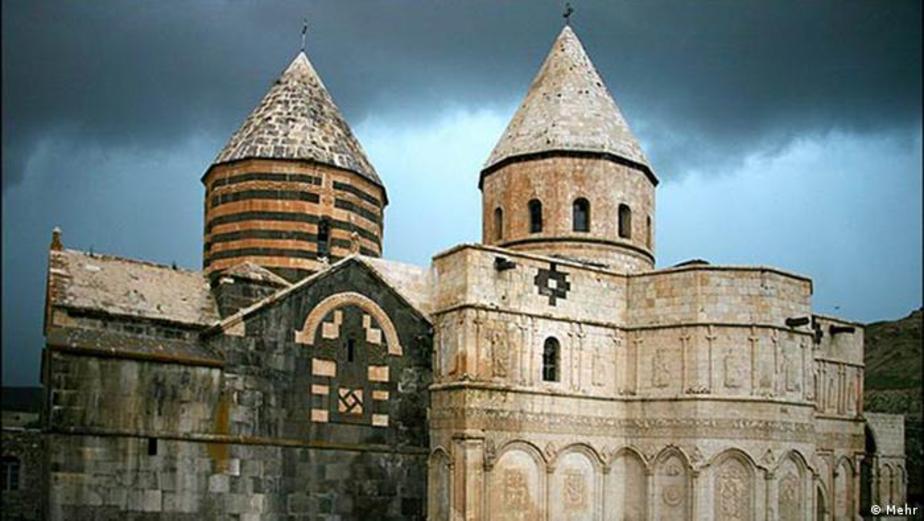 مجموعهآثار رهبانی ارامنه ایران (۲۰۰۸)