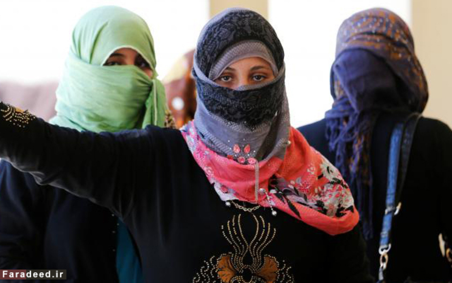 غیرنظامیانی که از ترس داعش از خانه‌هایشان در فلوجه فرار کرده‌اند