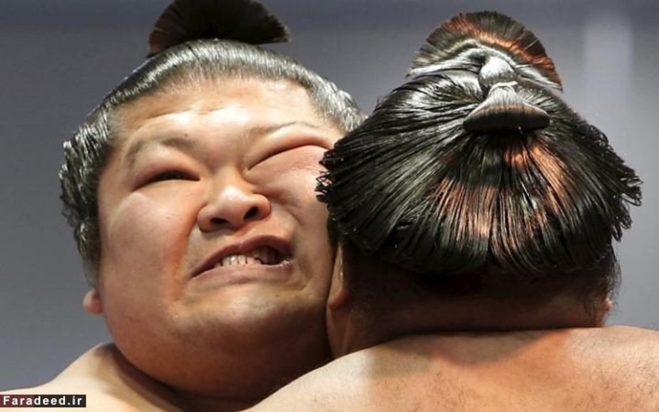 کشتی‌گیران سومو در مراسم سالانه؛ توکیو، ژاپن