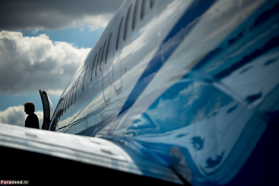 هیلاری کلینتون در فرودگاه لاگواردیا