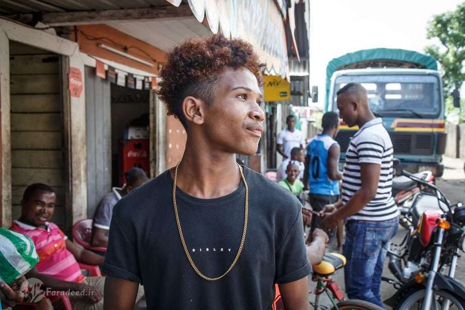 هنری 15 ساله آرزو دارد روزی به عنوان مافیای وانیل در جهان شناخته شود. در حال حاضر تجارت به دلیل خطرات مرتبط با آن، برای او خطرناک است.