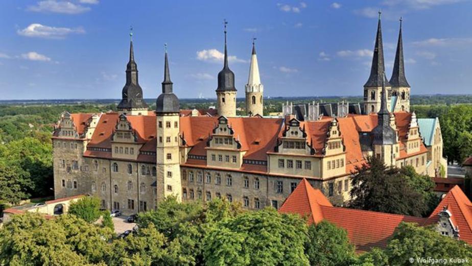 کلیسای جامع در مرزبورگ واقع در ایالت زاکسن-آنهالت در سال ۲۰۱۵، هزار سالگی‌اش را جشن گرفت