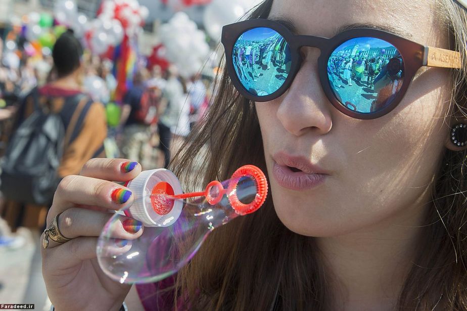 یکی از شرکت‌کنندگان در رژه هلینسکی در فنلاند