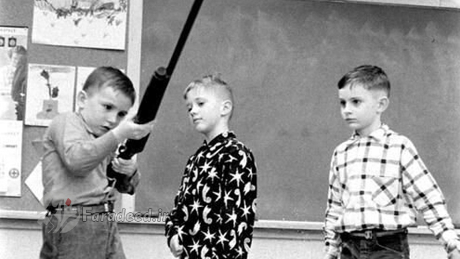 کلاس آشنایی با اسلحه در مدرسه ایندیانا سال ۱۹۵۶