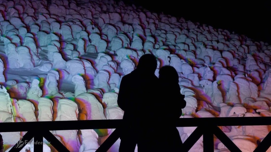 پرتو نور ماه تصاویر بسیار زیبا و عاشقانه ای را به وجود می آورد. 