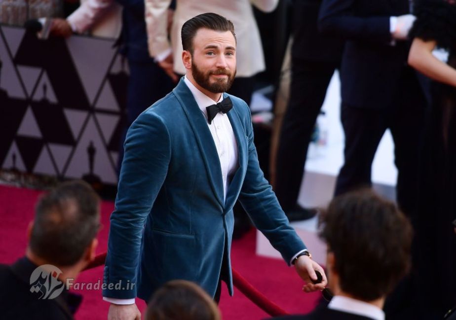 کریس اوانز، عنوان جنتلمن ترین مرد نود و یکمین مراسم اسکار را به خاطر کمک به رجینا کینگز برای رفتن به روی صحنه و دریافت جایزه اش، از آن خود کرد.