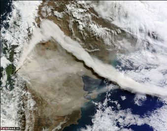 فوران آتش‌فشان پویه کوردون کاول در شیلی در 6 ژوئن 2011 (ناسا)