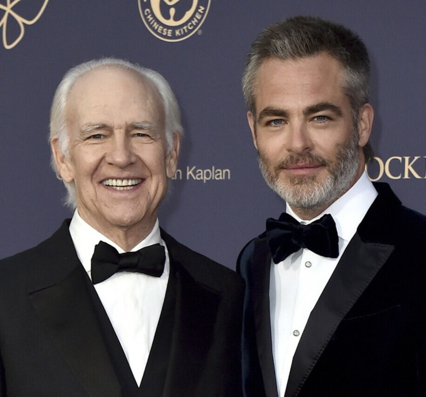 ۲. کریس پاین و رابرت پاین 