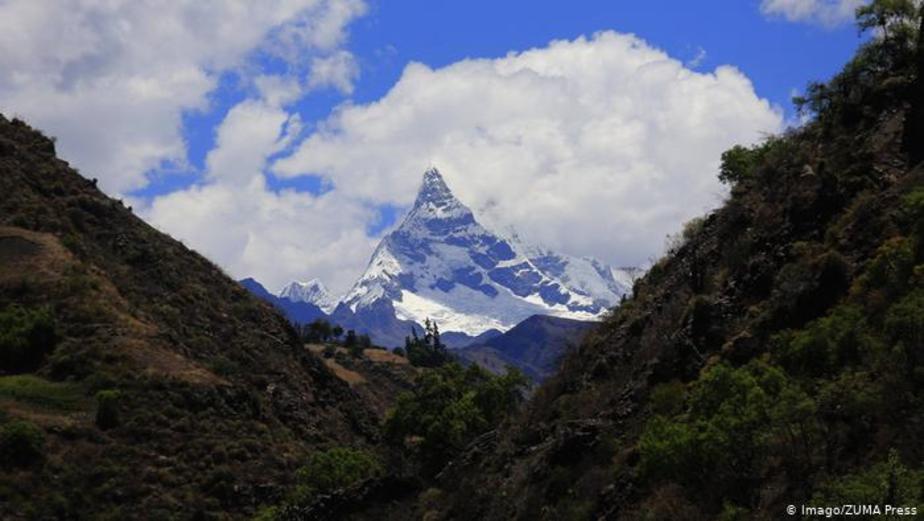 تونل پونتا المپیکا در کوه آند کشور پرو؛ مرتفعترین تونل جهان