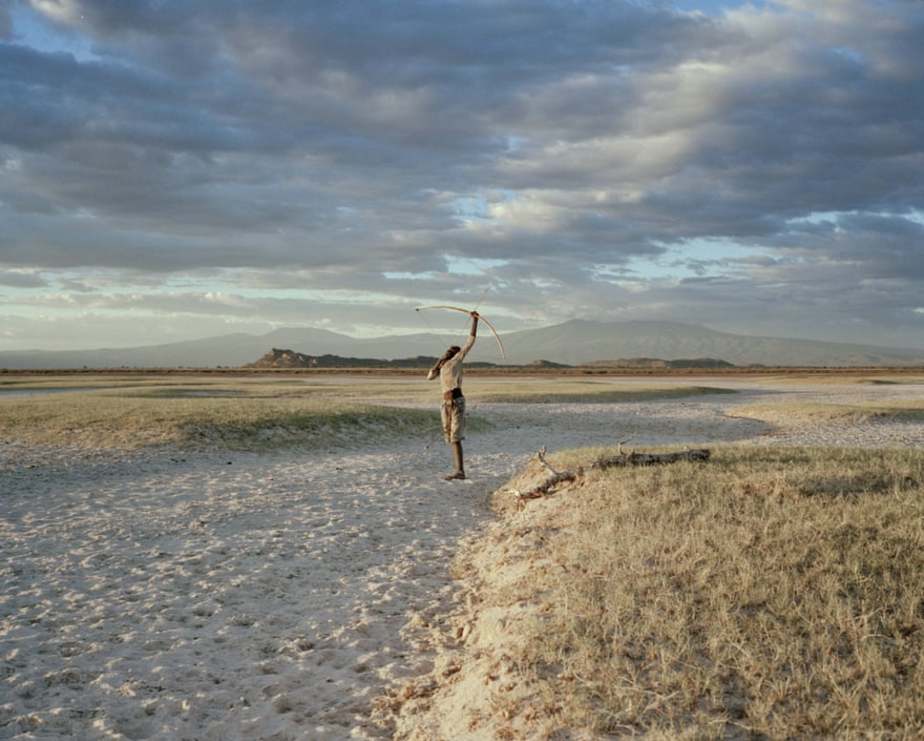 اسامه تیروکمان جدیدش را تست می‌کند