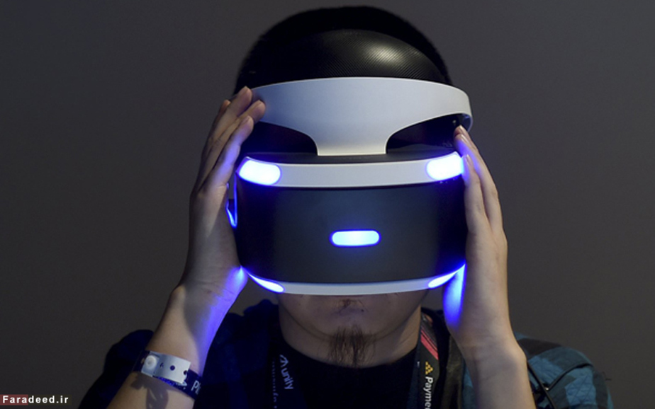 نمایش هدست واقعیت مجازی پلی استیشن وی آر سونی در سانفرانسیسکو